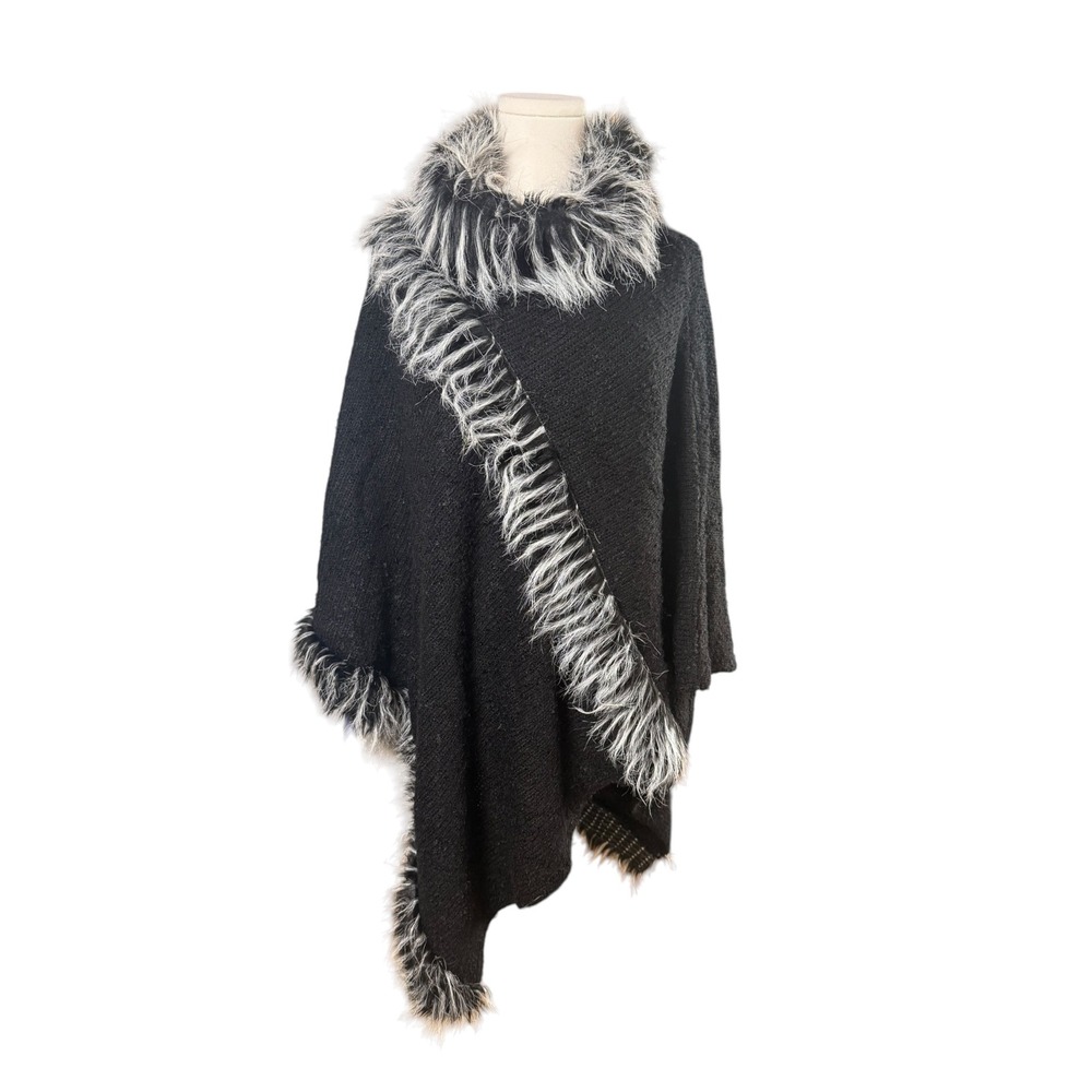 Black Knit Faux Fur Trim Poncho Cape One Size Asymmetrical Wrap